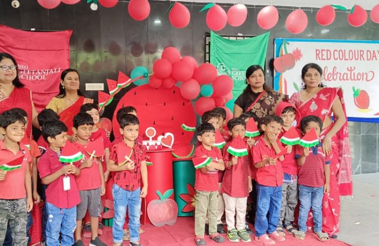 Red Day Absolutely Delightful