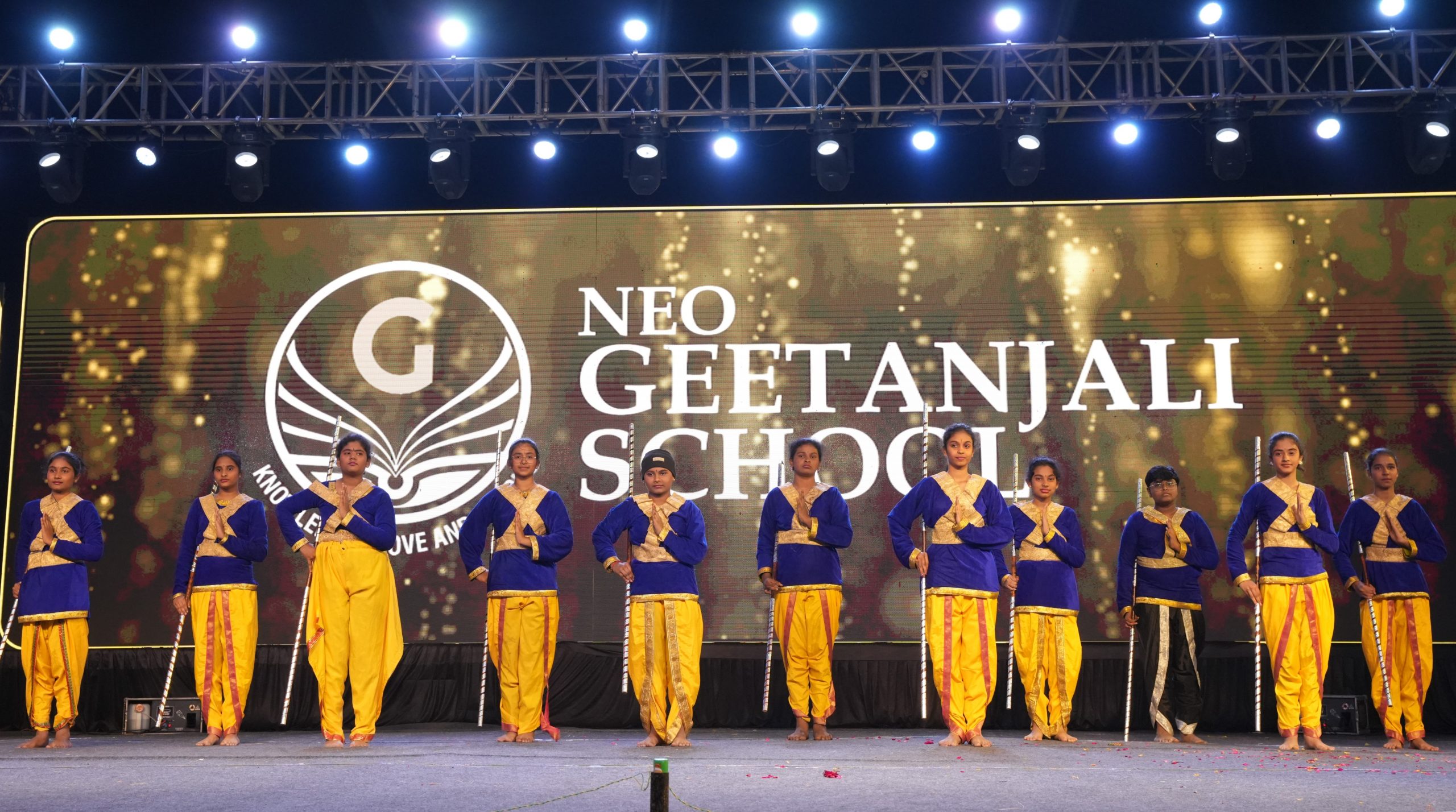 Karra Samu Dance Performance